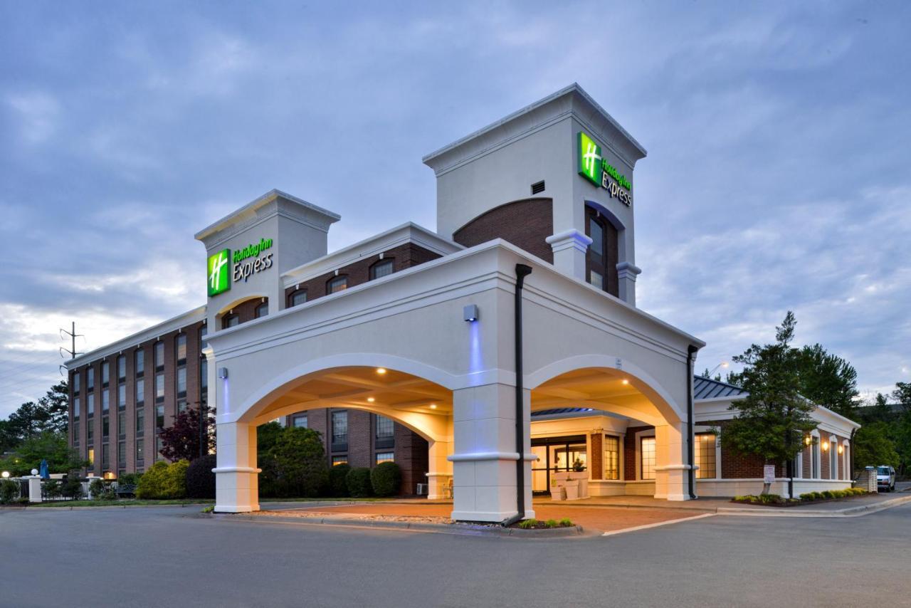 Holiday Inn Express Winston-Salem Medical Ctr Area מראה חיצוני תמונה